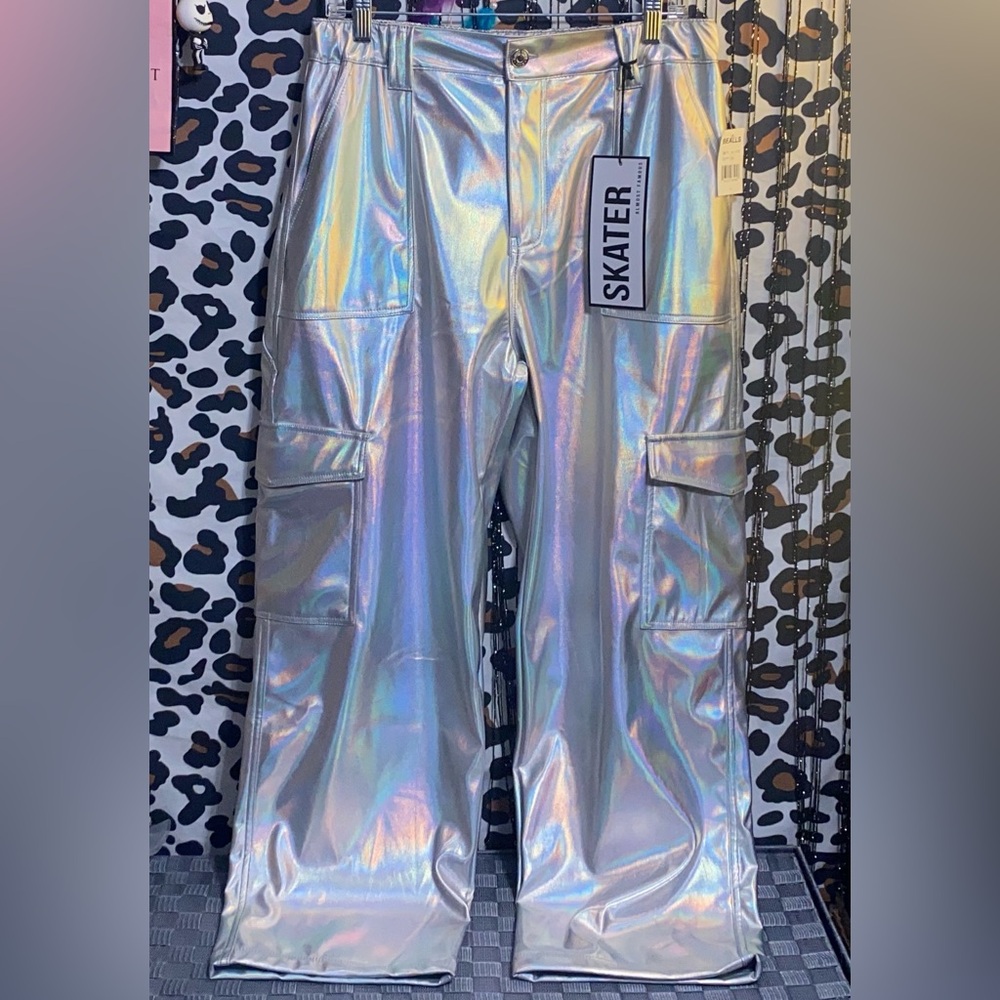 ALMOST FAMOUS METALLIC CARGO SKATER PANTS